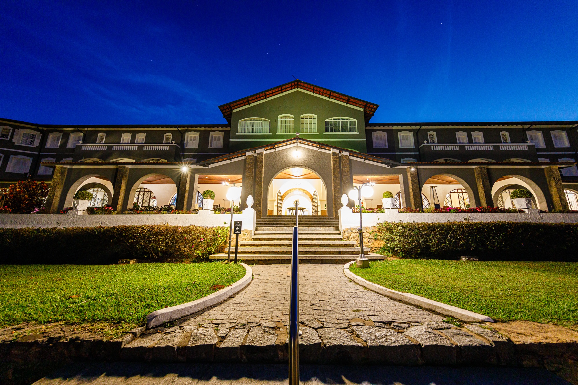 Black Friday antecipa reservas de verão no Grand Resort Serra Negra com desconto exclusivo pelo site