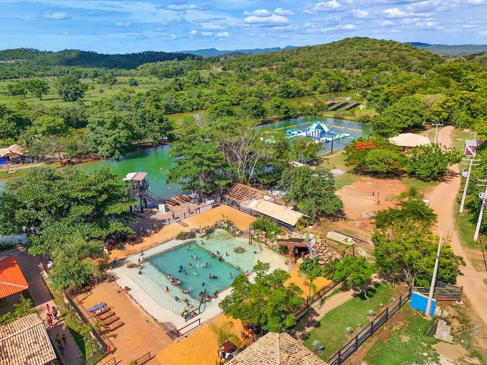 Nascente Azul é destino certo para as férias de verão
