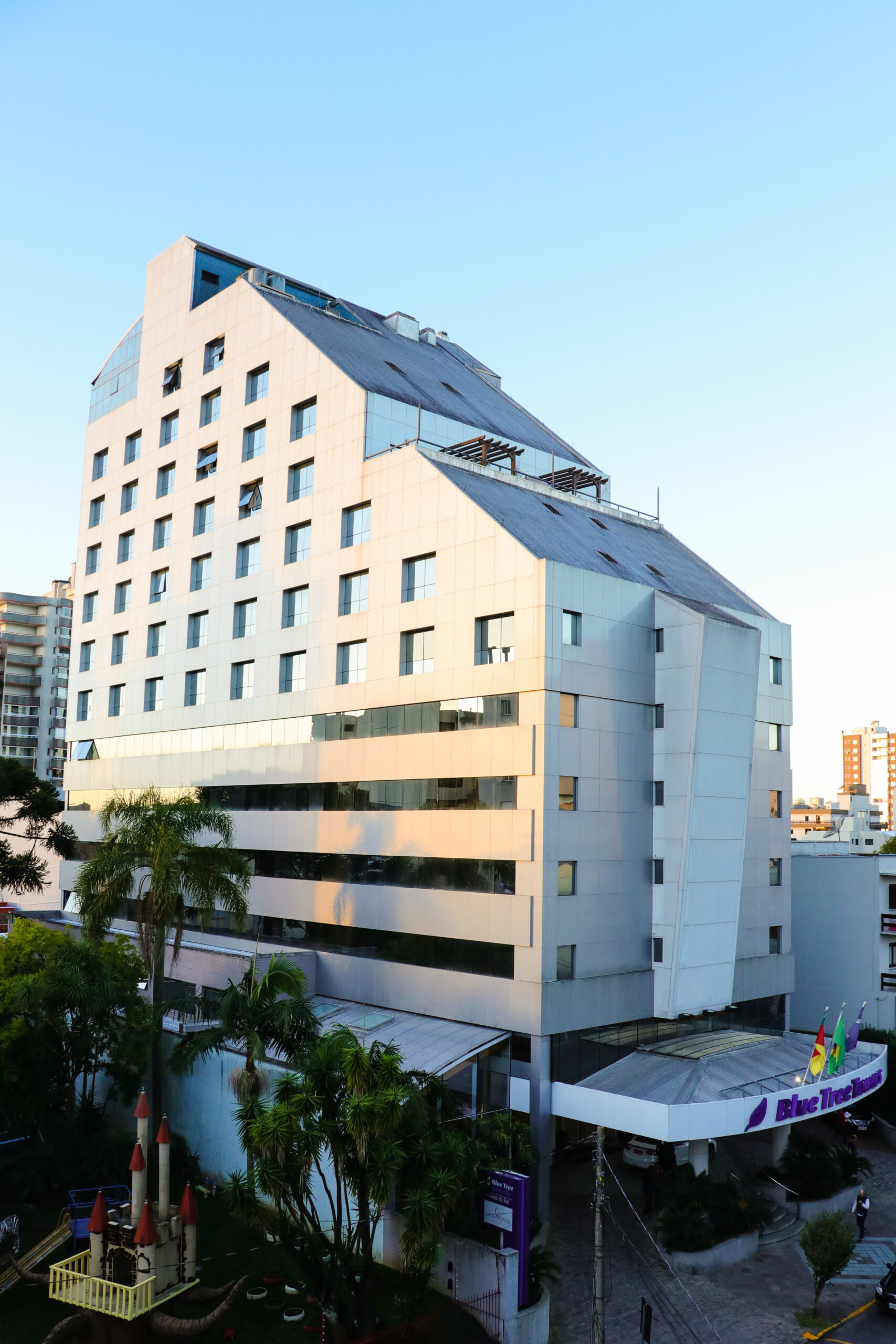 Campanha comemorativa dos 22 anos do Blue Tree Towers Caxias do Sul