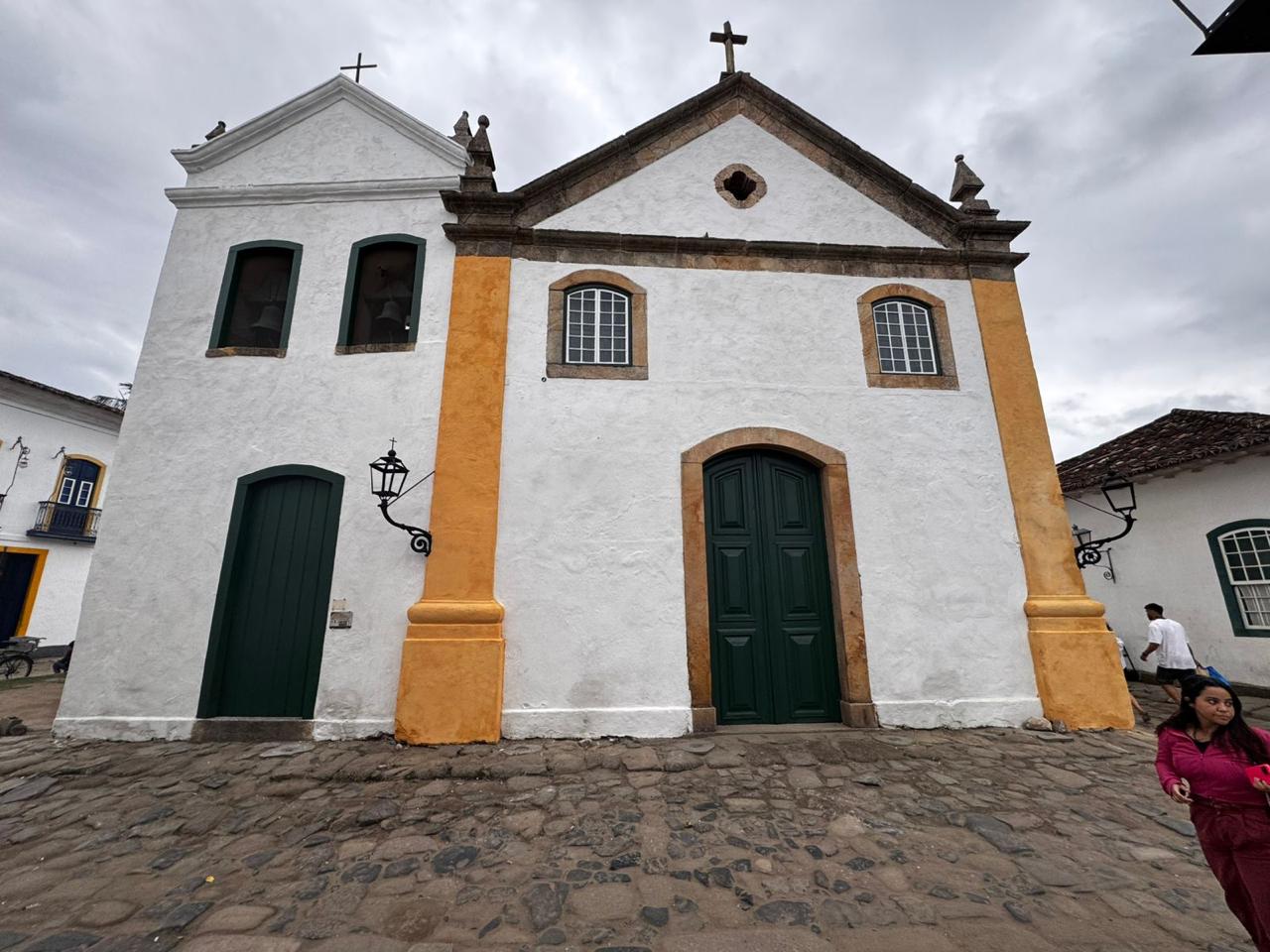 Igreja do Rosário, em Paraty recebe apoio de Sandi Hotel para restauro