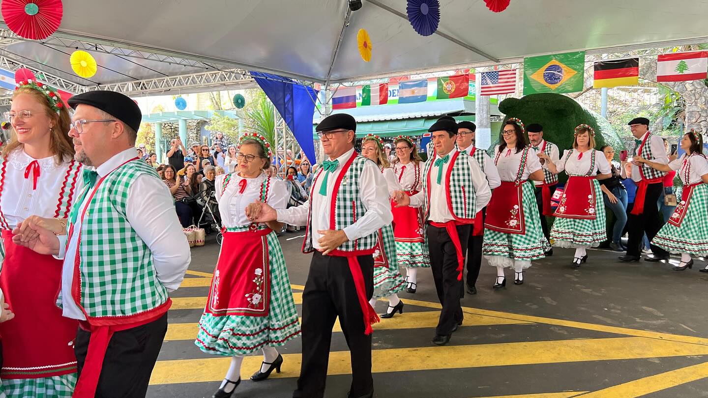 Evento multicultural impulsiona turismo em Serra Negra no feriado