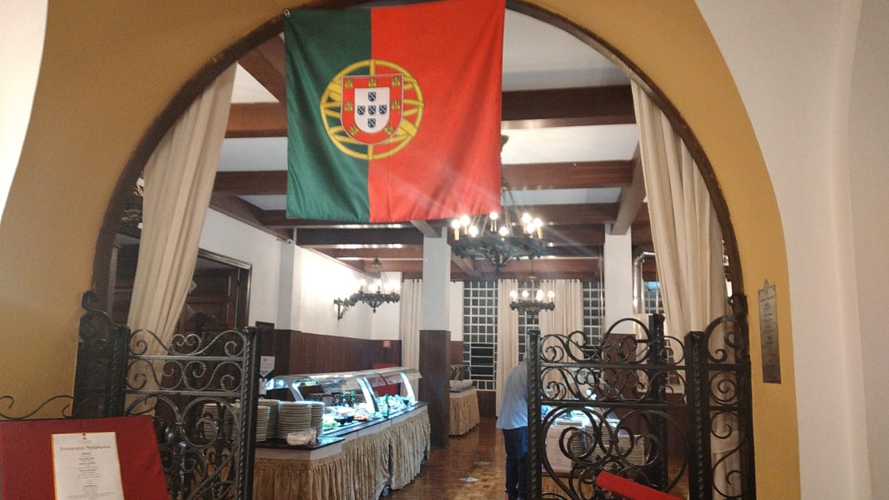 Hotel Glória Caxambu promove Noite Portuguesa com música, dança e gastronomia típica